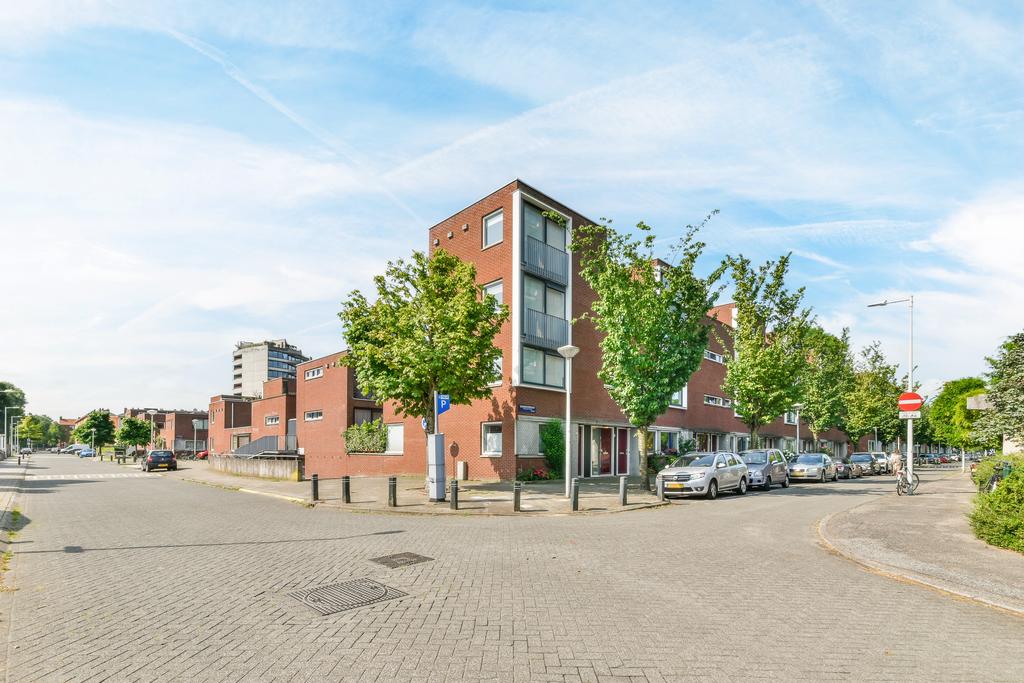 Amsterdam, Bonnefantenstraat 56, 1064 PN